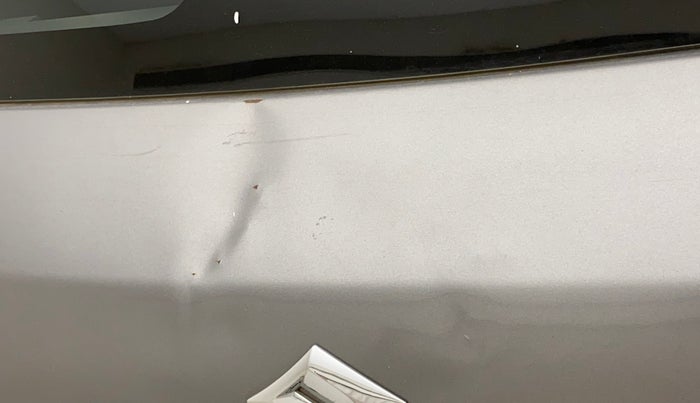 2014 Maruti Swift VXI, Petrol, Manual, 1,23,305 km, Dicky (Boot door) - Slightly dented