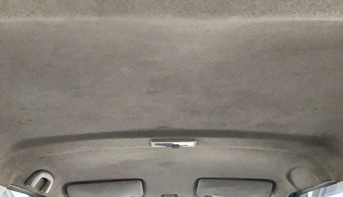 2014 Maruti Swift VXI, Petrol, Manual, 1,23,305 km, Ceiling - Roof lining minor dirty