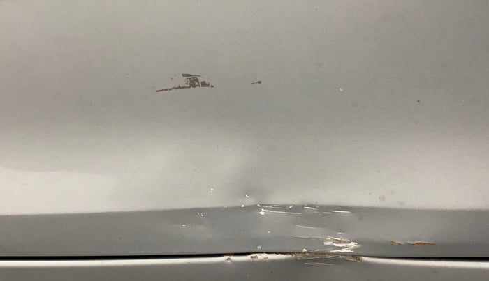 2014 Maruti Swift VXI, Petrol, Manual, 1,23,305 km, Driver-side door - Slightly dented