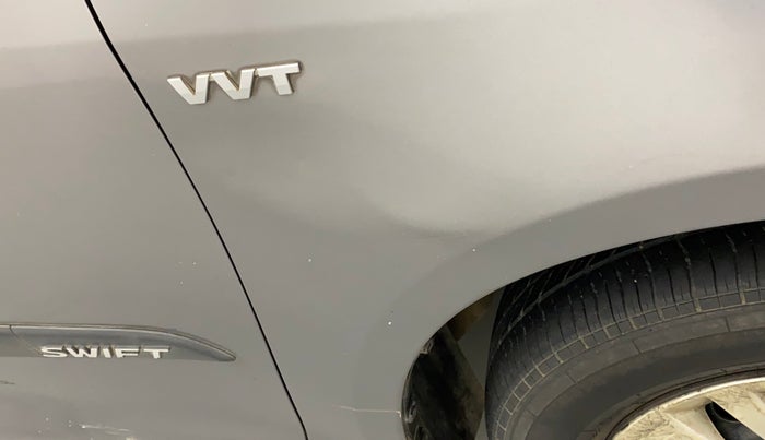 2014 Maruti Swift VXI, Petrol, Manual, 1,23,305 km, Right fender - Slightly dented