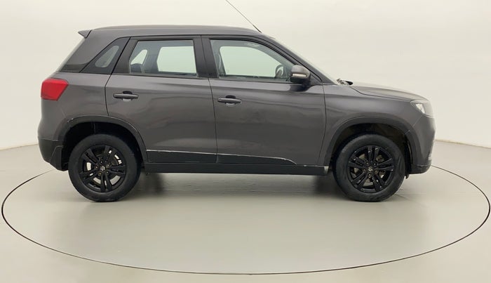 2019 Maruti Vitara Brezza ZDI PLUS, Diesel, Manual, 57,033 km, Right Side View