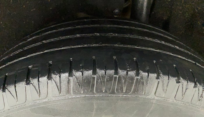2019 Maruti Vitara Brezza ZDI PLUS, Diesel, Manual, 57,033 km, Left Rear Tyre Tread