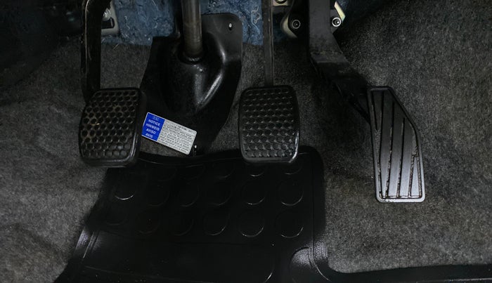 2020 Maruti Alto VXI, Petrol, Manual, 6,322 km, Pedals