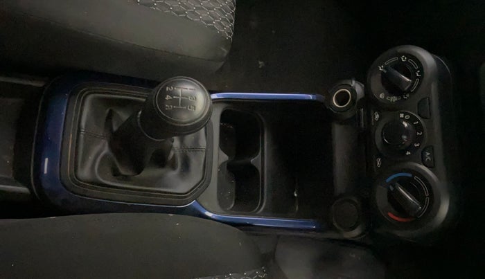 2022 Maruti IGNIS SIGMA 1.2, Petrol, Manual, 25,956 km, Gear Lever
