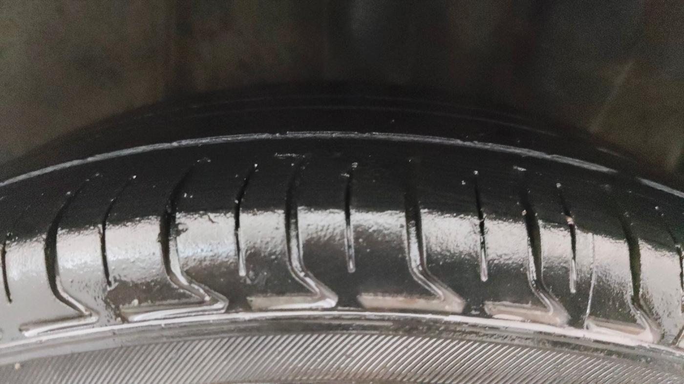 2014 Hyundai Xcent S AT 1.2 (O), Petrol, Automatic, 87,231 km, Left Rear Tyre Tread