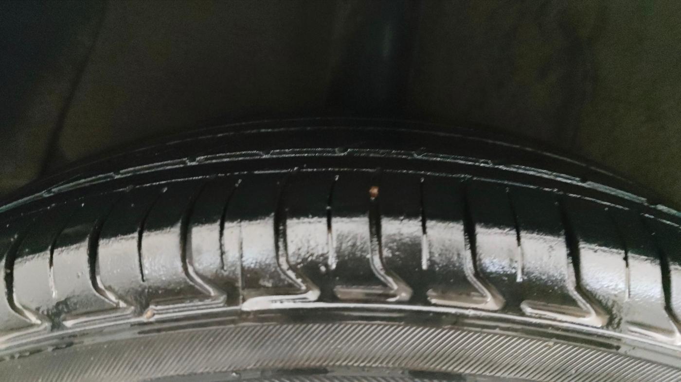 2014 Hyundai Xcent S AT 1.2 (O), Petrol, Automatic, 87,231 km, Right Rear Tyre Tread