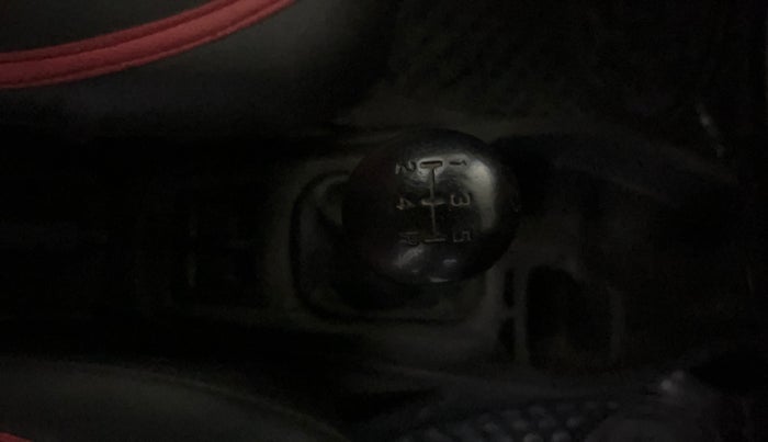 2018 Maruti Alto 800 LXI, Petrol, Manual, 40,669 km, Gear Lever