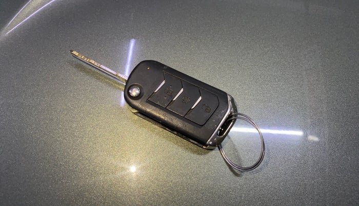 2022 Mahindra BOLERO NEO N10 R, Diesel, Manual, 62,993 km, Key Close Up