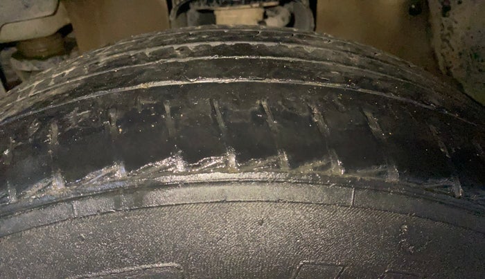 2022 Mahindra BOLERO NEO N10 R, Diesel, Manual, 62,993 km, Left Front Tyre Tread