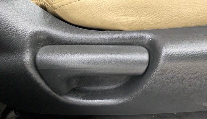 2019 Honda Jazz 1.2L I-VTEC VX CVT, Petrol, Automatic, 51,092 km, Driver Side Adjustment Panel