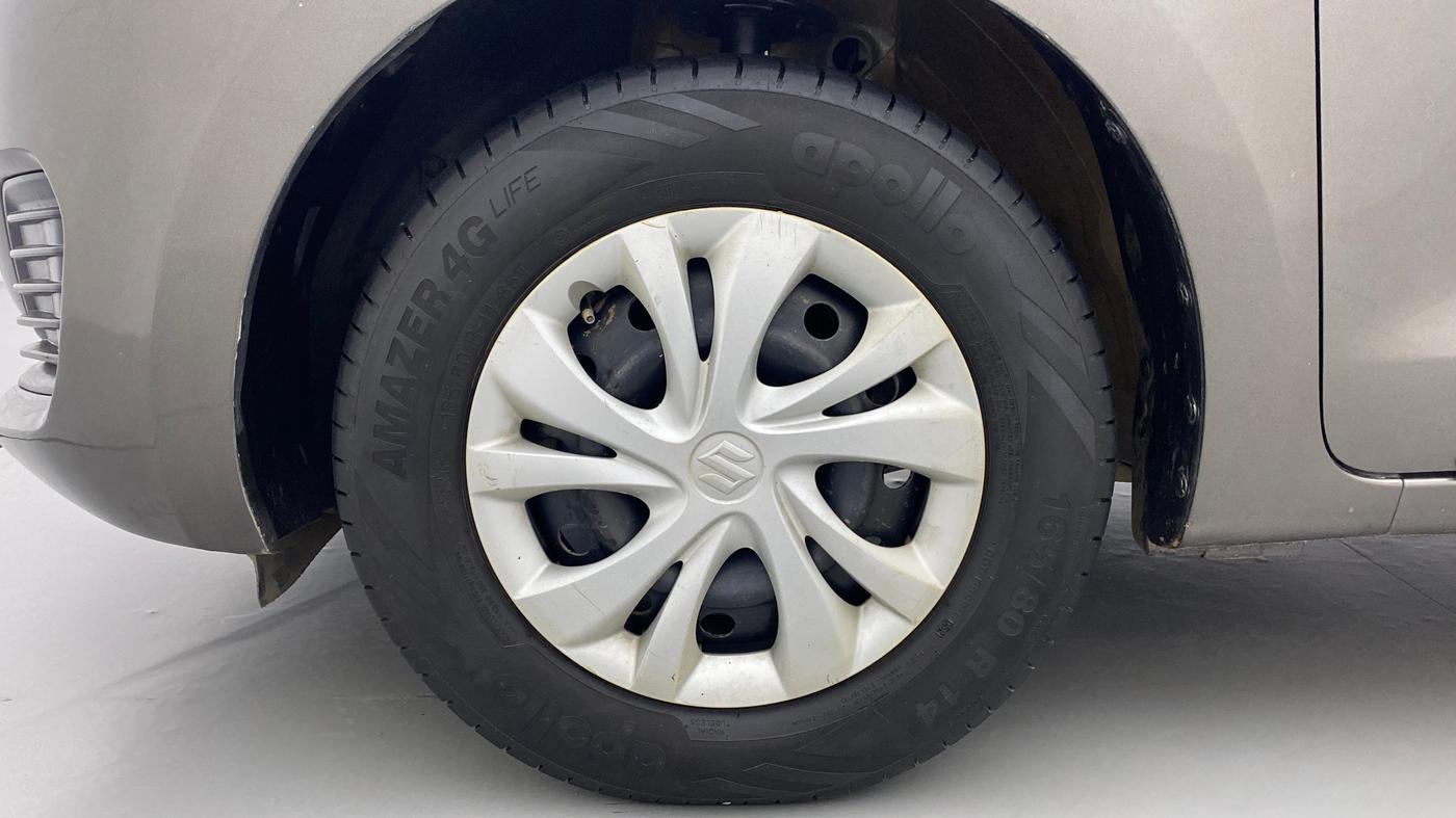 2018 Maruti Swift VXI D, CNG, Manual, 78,851 km, Left Front Wheel