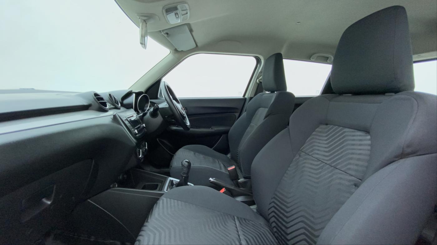 2018 Maruti Swift VXI D, CNG, Manual, 78,851 km, Right Side Front Door Cabin