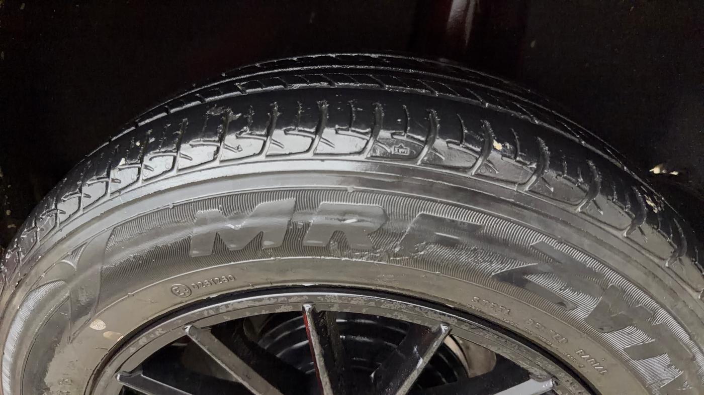 2016 Maruti Baleno DELTA PETROL 1.2, Petrol, Manual, 42,605 km, Left Rear Tyre Tread
