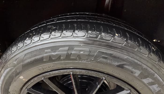 2016 Maruti Baleno DELTA PETROL 1.2, Petrol, Manual, 42,605 km, Left Rear Tyre Tread