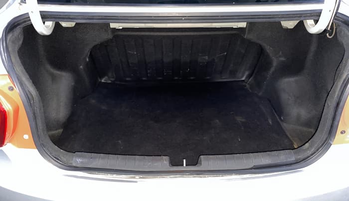 2014 Hyundai Xcent S (O) 1.2, Petrol, Manual, 79,559 km, Boot Inside