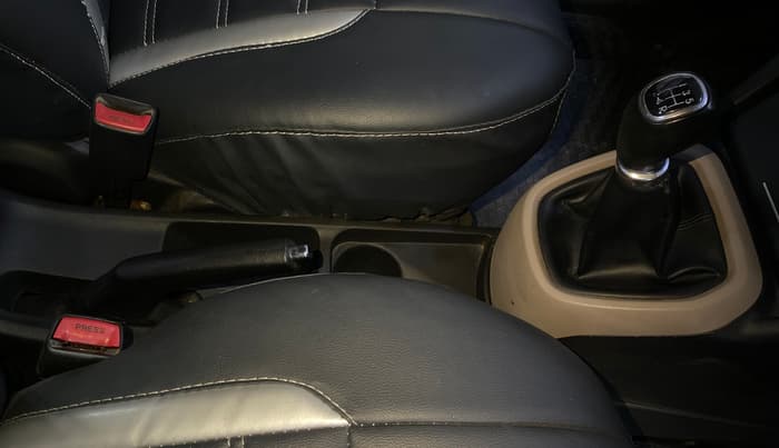 2014 Hyundai Xcent S (O) 1.2, Petrol, Manual, 79,559 km, Gear Lever