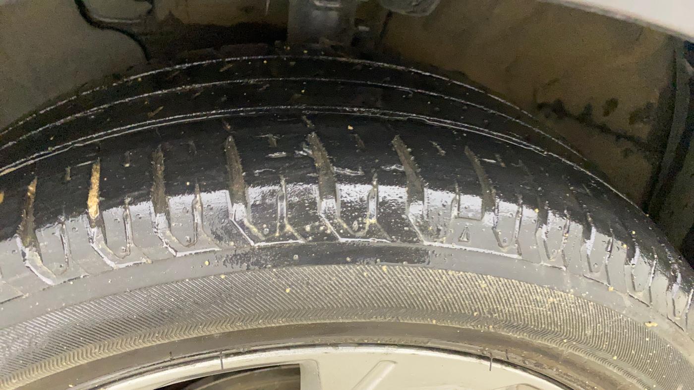 2021 Hyundai Verna SX 1.5 VTVT, Petrol, Manual, 87,837 km, Left Front Tyre Tread