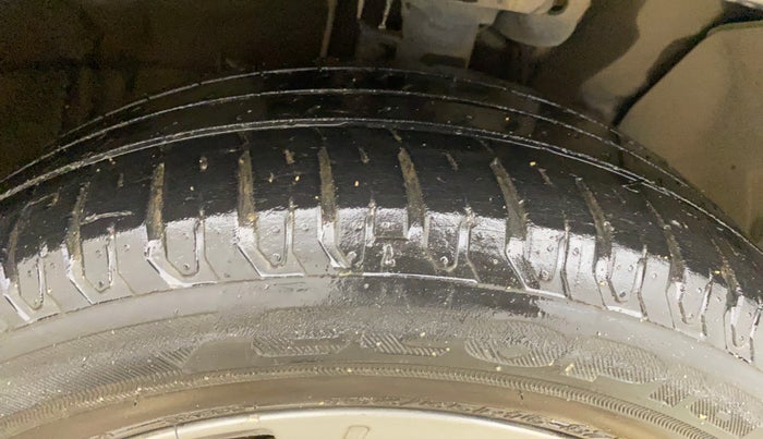 2021 Hyundai Verna SX 1.5 VTVT, Petrol, Manual, 87,837 km, Right Front Tyre Tread