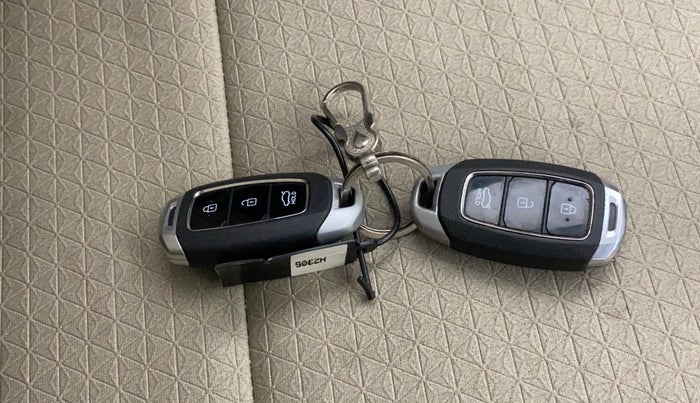 2021 Hyundai Verna SX 1.5 VTVT, Petrol, Manual, 87,837 km, Key Close Up