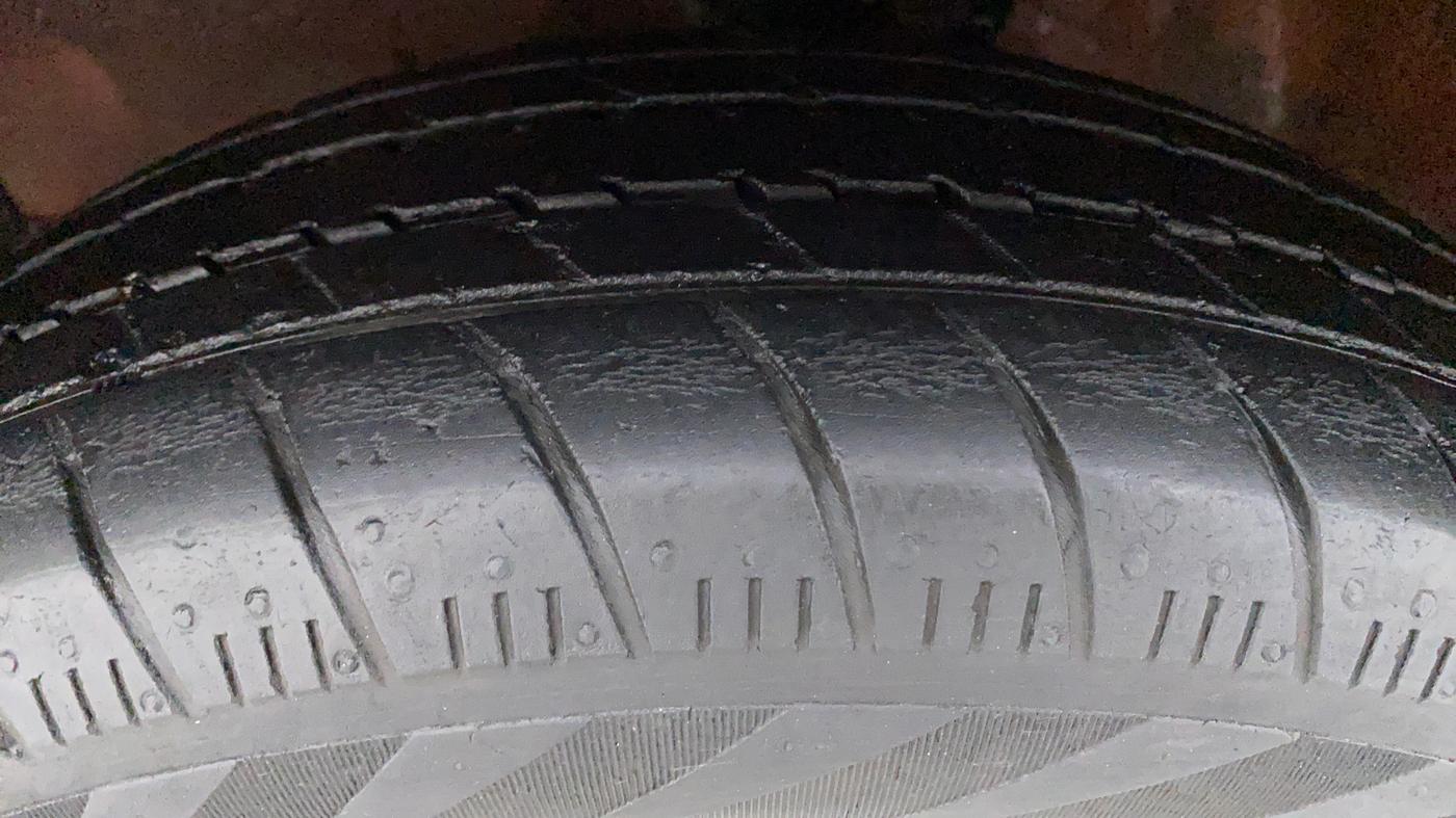 2017 Maruti Celerio ZXI AMT, Petrol, Automatic, 53,648 km, Left Front Tyre Tread