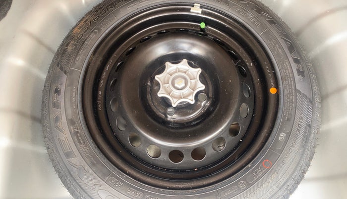 2014 Hyundai Xcent S 1.1 CRDI (O), Diesel, Manual, 1,08,453 km, Spare Tyre