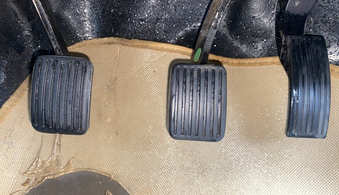 2014 Hyundai Xcent S 1.1 CRDI (O), Diesel, Manual, 1,08,453 km, Pedals