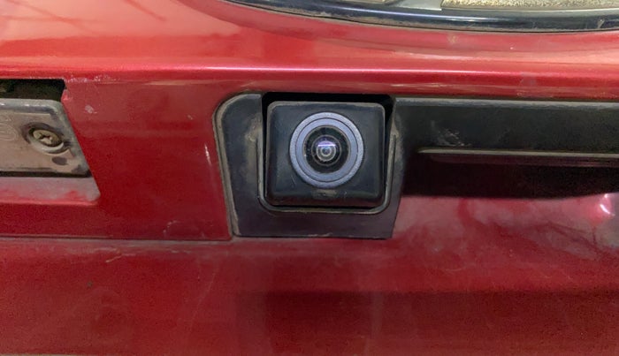 2021 Mahindra XUV300 W8 (O) 1.2 PETROL, Petrol, Manual, 39,740 km, Parking Camera