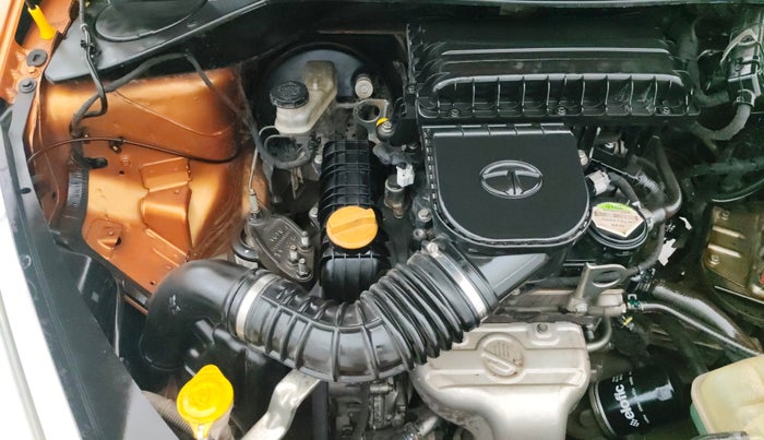 2016 Tata Tiago XT PETROL, Petrol, Manual, 1,09,669 km, Engine View - Right