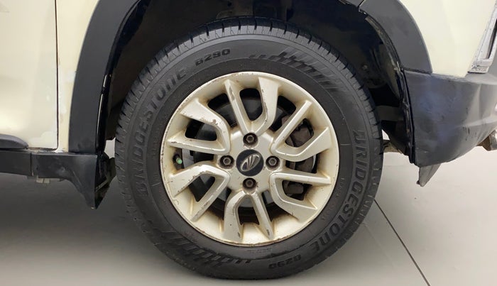 2016 Mahindra Kuv100 K8 6 STR, Petrol, Manual, 52,220 km, Right Front Wheel
