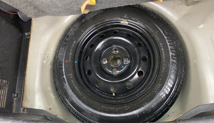 2013 Maruti Swift VXI, Petrol, Manual, 63,412 km, Spare Tyre