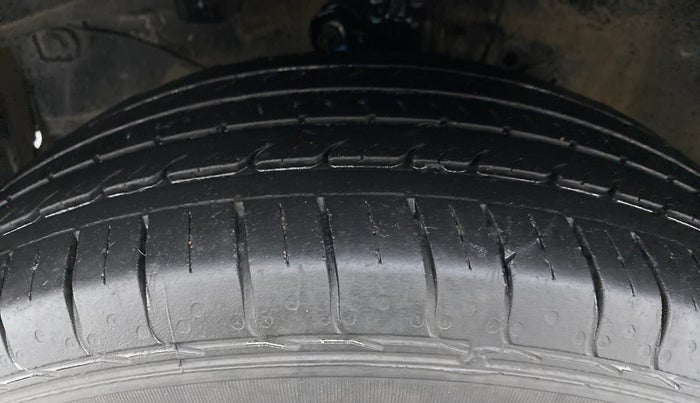 2017 Honda BR-V 1.5 i-VTEC V CVT, Petrol, Automatic, 98,867 km, Left Front Tyre Tread