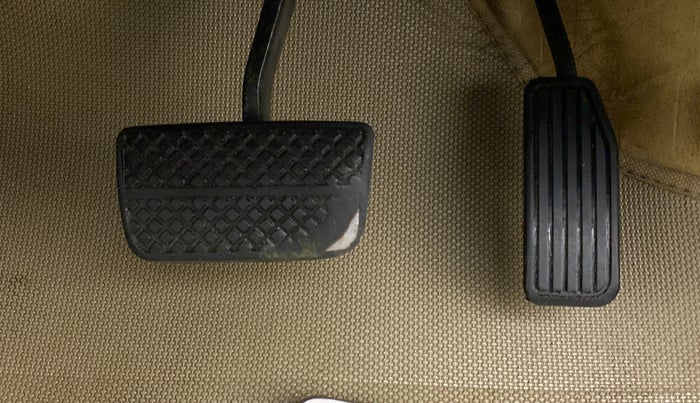 2017 Honda BR-V 1.5 i-VTEC V CVT, Petrol, Automatic, 98,867 km, Pedals