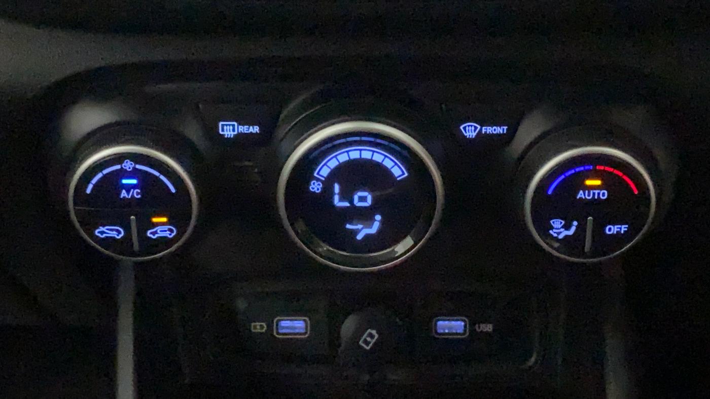 2021 Hyundai VENUE SX PLUS 1.0 TURBO DCT, Petrol, Automatic, 28,948 km, Automatic Climate Control