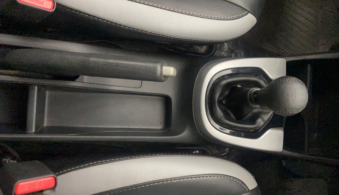 2015 Honda Jazz 1.2L I-VTEC VX, Petrol, Manual, 52,403 km, Gear Lever