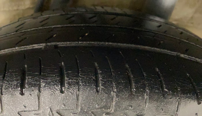 2015 Honda Jazz 1.2L I-VTEC VX, Petrol, Manual, 52,403 km, Left Rear Tyre Tread