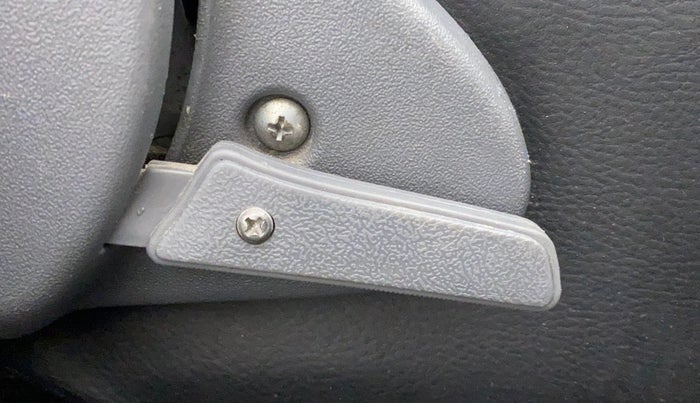 2013 Maruti Alto 800 LXI, Petrol, Manual, 53,282 km, Driver Side Adjustment Panel