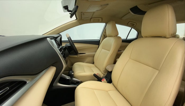 2018 Toyota YARIS G CVT, Petrol, Automatic, 33,425 km, Right Side Front Door Cabin