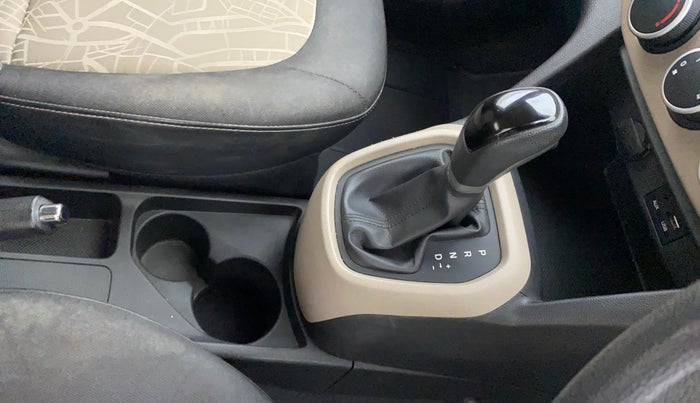 2017 Hyundai Grand i10 SPORTZ (O) AT 1.2 KAPPA VTVT, Petrol, Automatic, 9,340 km, Gear Lever