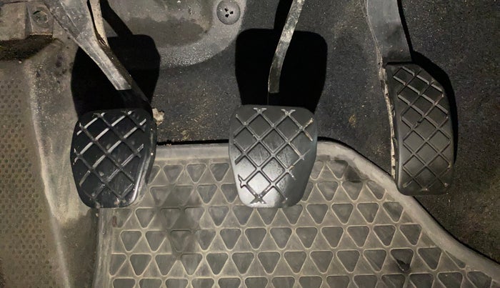 2017 Volkswagen Polo TRENDLINE 1.2L PETROL, Petrol, Manual, 76,219 km, Pedals