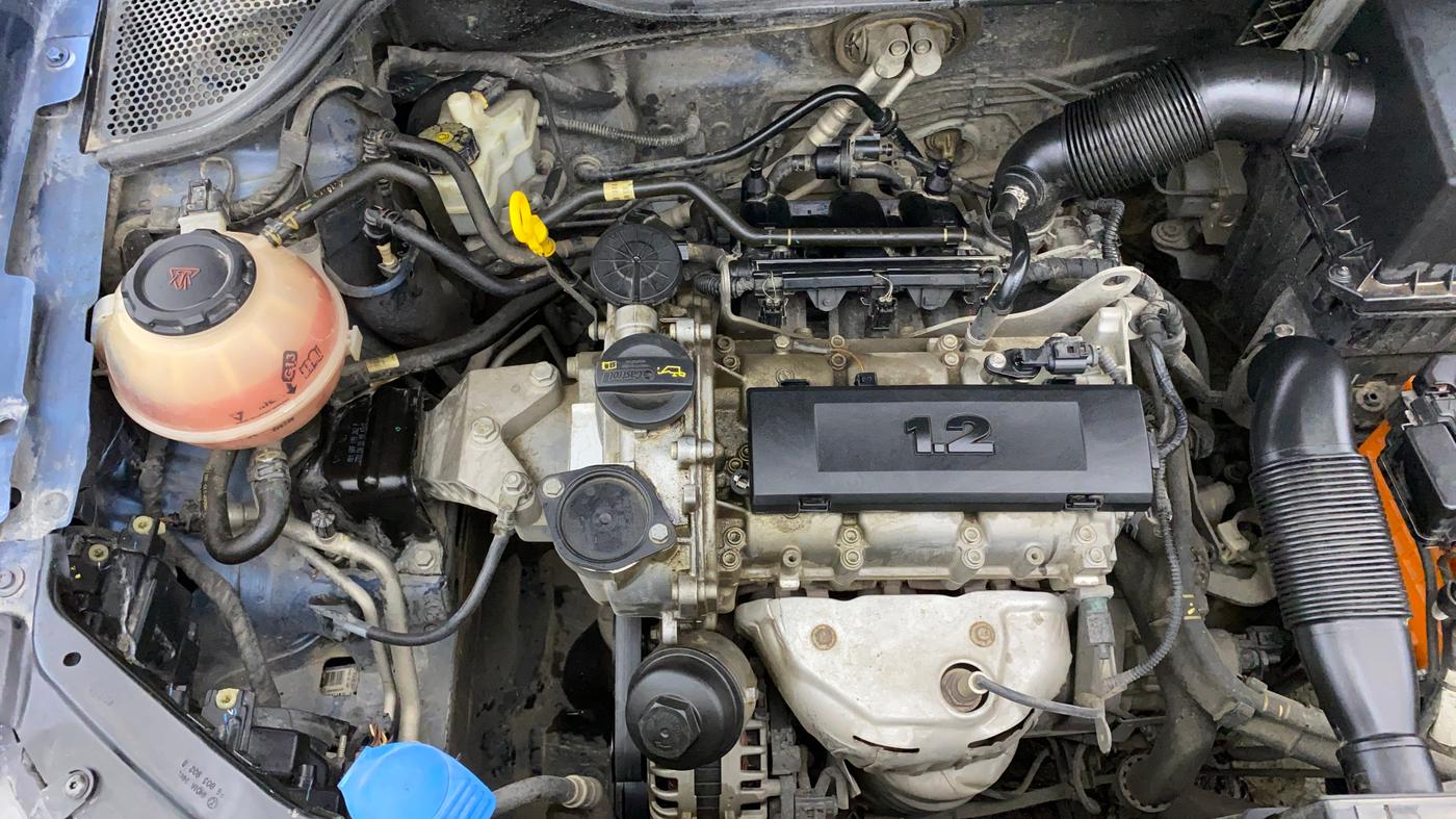 2017 Volkswagen Polo TRENDLINE 1.2L PETROL, Petrol, Manual, 76,253 km, Engine View - Right