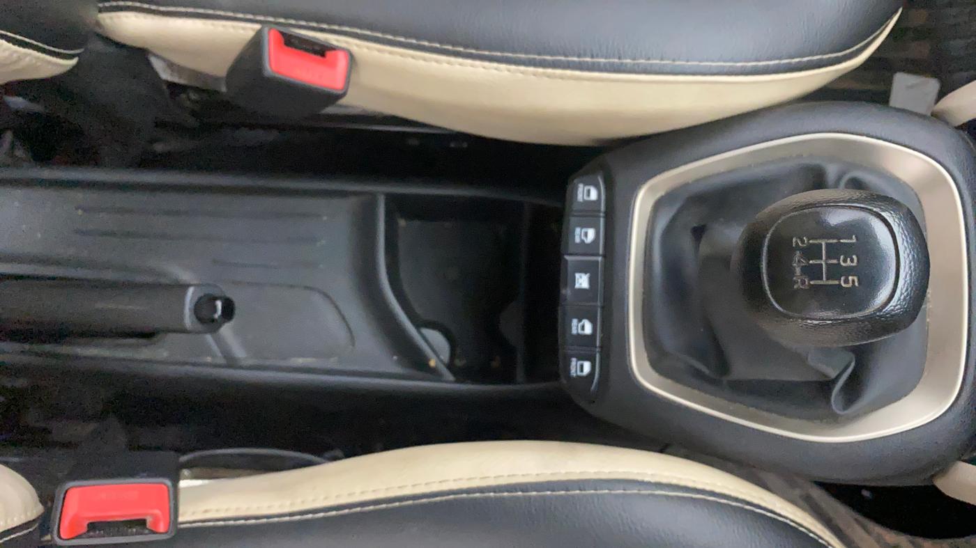 2019 Hyundai NEW SANTRO SPORTZ MT, CNG, Manual, 53,906 km, Gear Lever