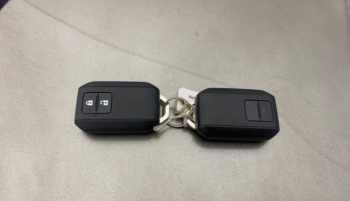 2021 Maruti Baleno ZETA CVT PETROL 1.2, Petrol, Automatic, 70,187 km, Key Close Up