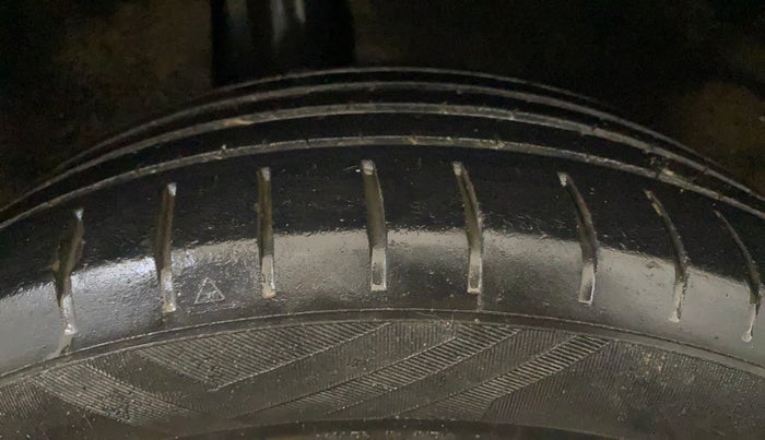 2021 Maruti Baleno ZETA CVT PETROL 1.2, Petrol, Automatic, 70,187 km, Right Rear Tyre Tread