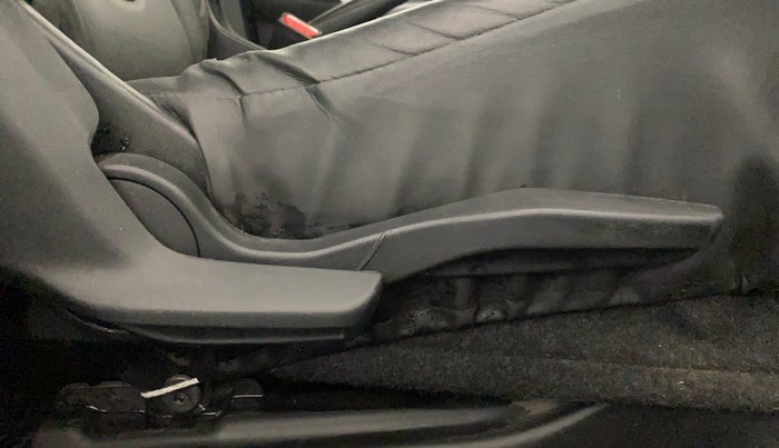 2021 Maruti Baleno ZETA CVT PETROL 1.2, Petrol, Automatic, 70,187 km, Driver Side Adjustment Panel