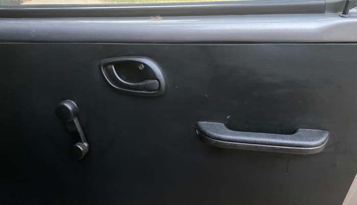 2019 Maruti Eeco 7 STR, Petrol, Manual, 10,176 km, Driver Side Door Panels Control