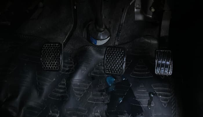 2019 Maruti Eeco 7 STR, Petrol, Manual, 10,176 km, Pedals