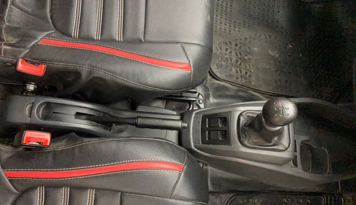 2017 Maruti Alto 800 LXI, Petrol, Manual, 42,039 km, Gear Lever