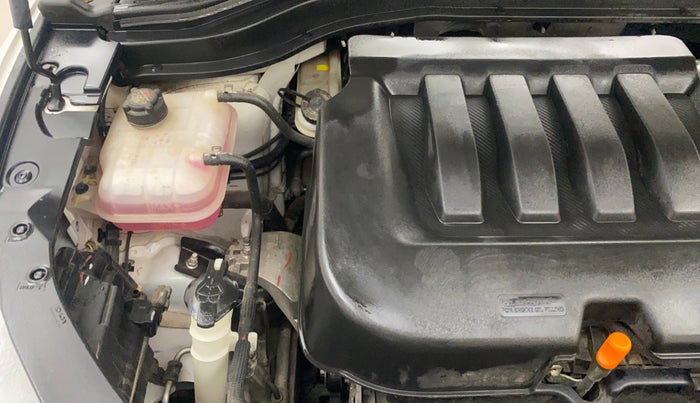 2022 Mahindra XUV700 AX 5 P AT 5 STR, Petrol, Automatic, 22,173 km, Engine View - Right