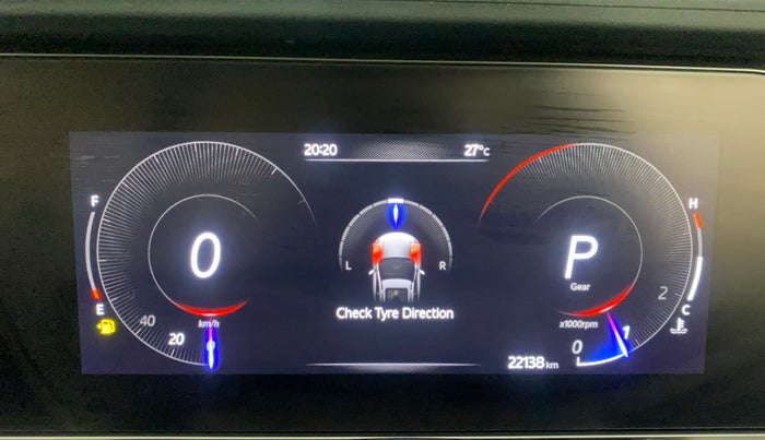 2022 Mahindra XUV700 AX 5 P AT 5 STR, Petrol, Automatic, 22,173 km, Odometer Image