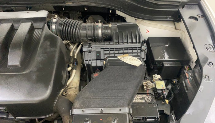 2022 Mahindra XUV700 AX 5 P AT 5 STR, Petrol, Automatic, 22,173 km, Engine View - Left